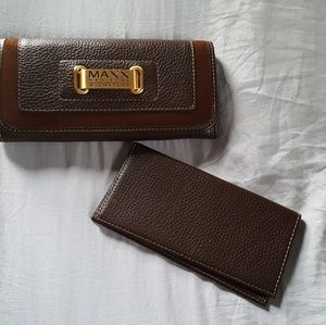 MAXX New York Signature Checkbook Wallet